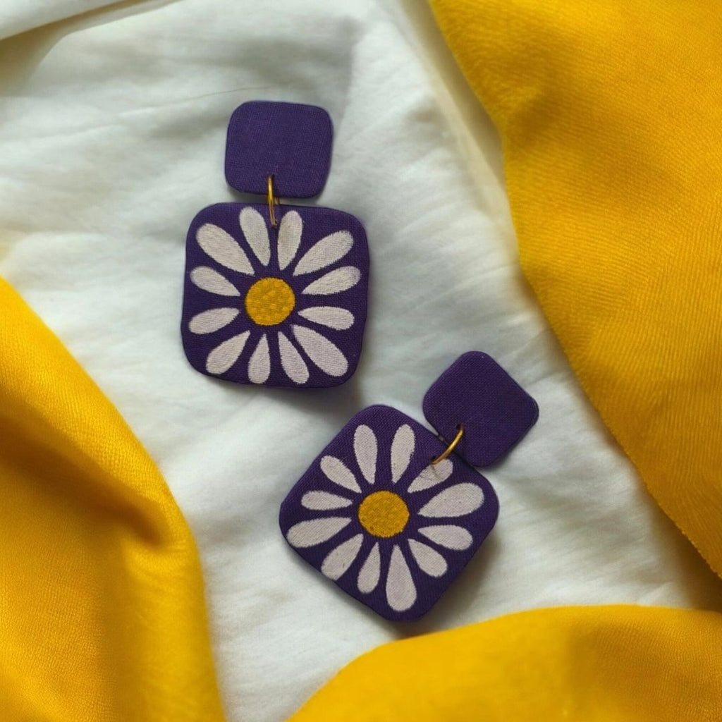 Petals of Daisy Earrings