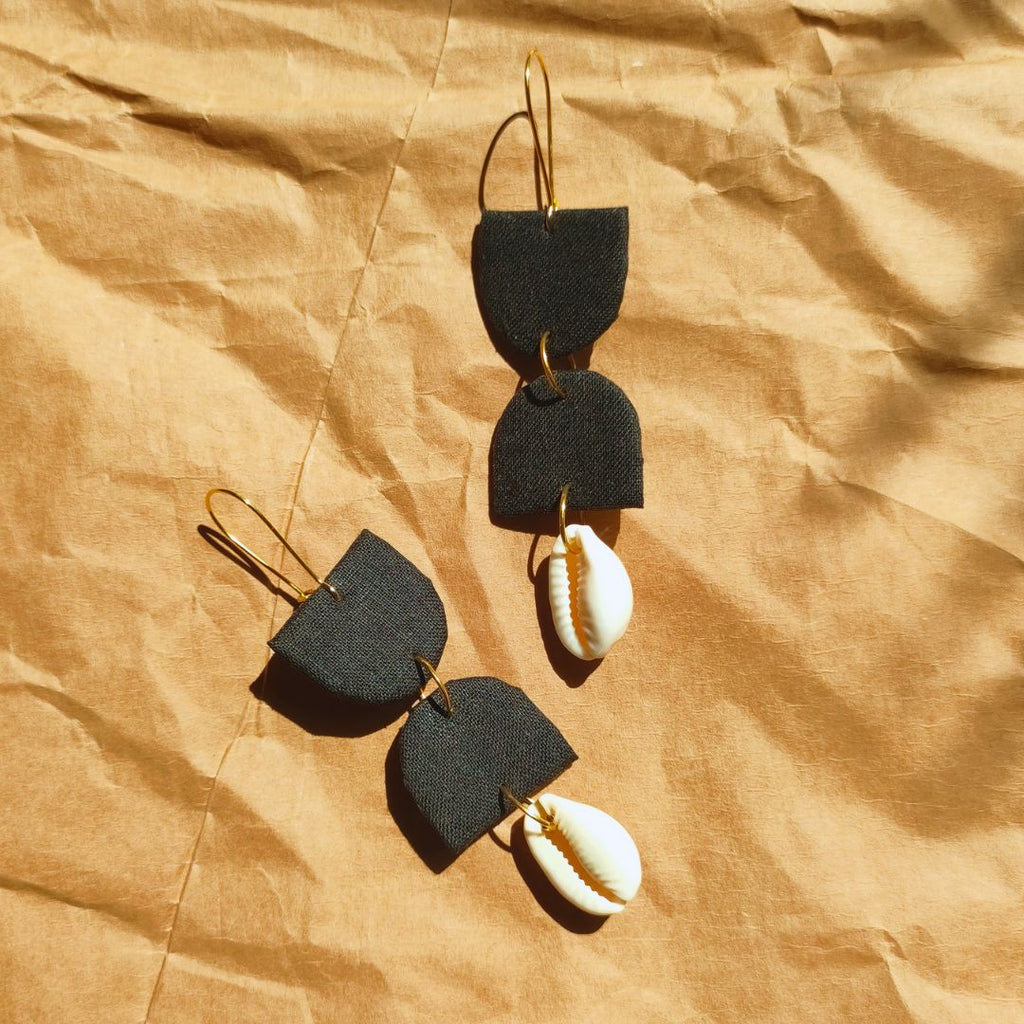 Black Shell Earrings