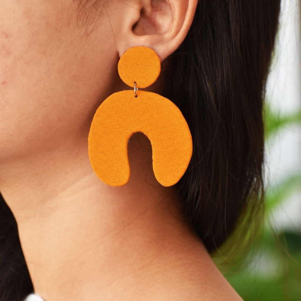 Arch Earrings