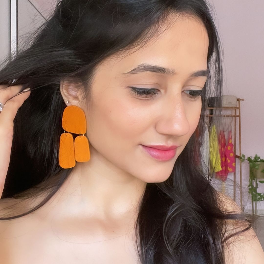 Noir Chic Solid Earrings