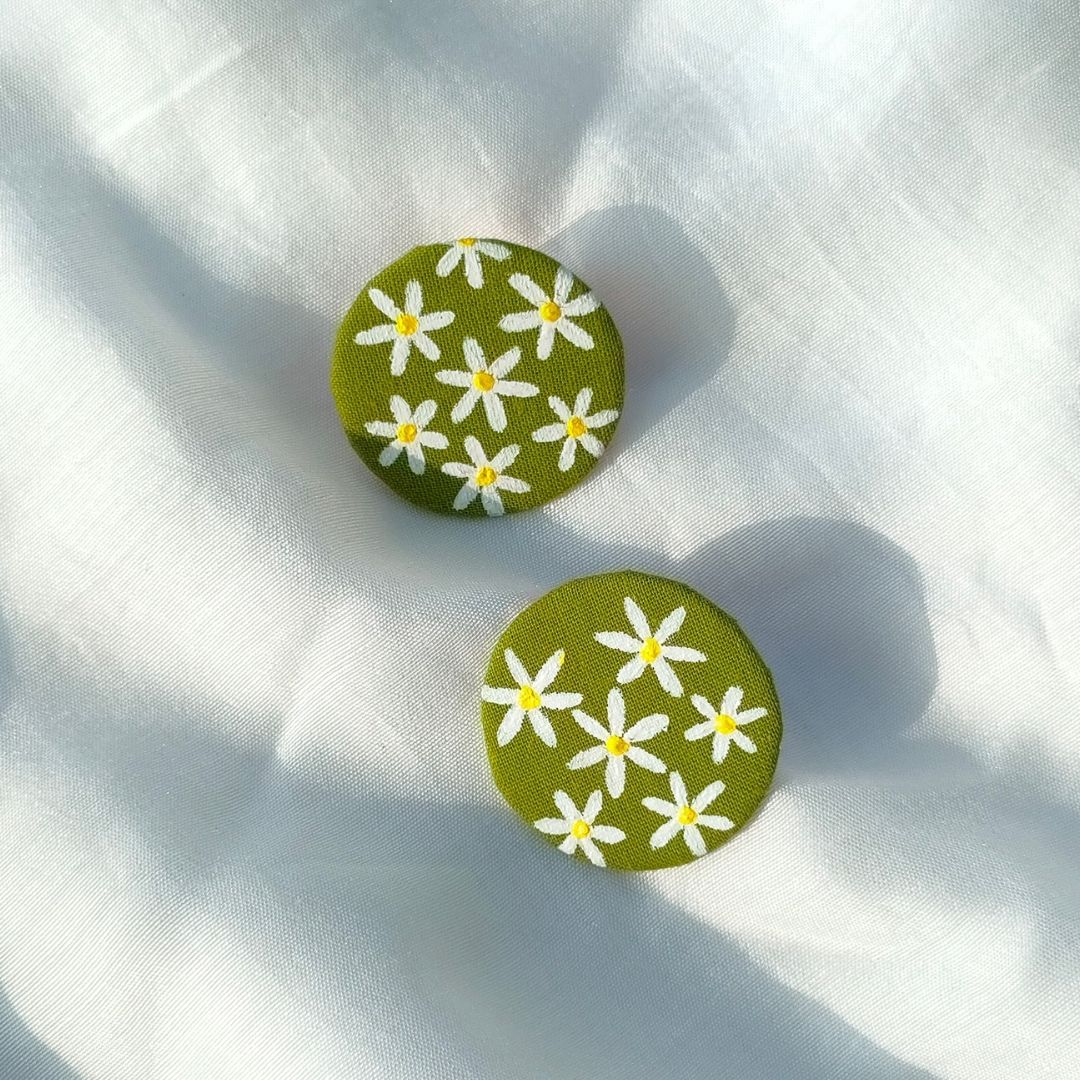 Blooming Daisy Studs