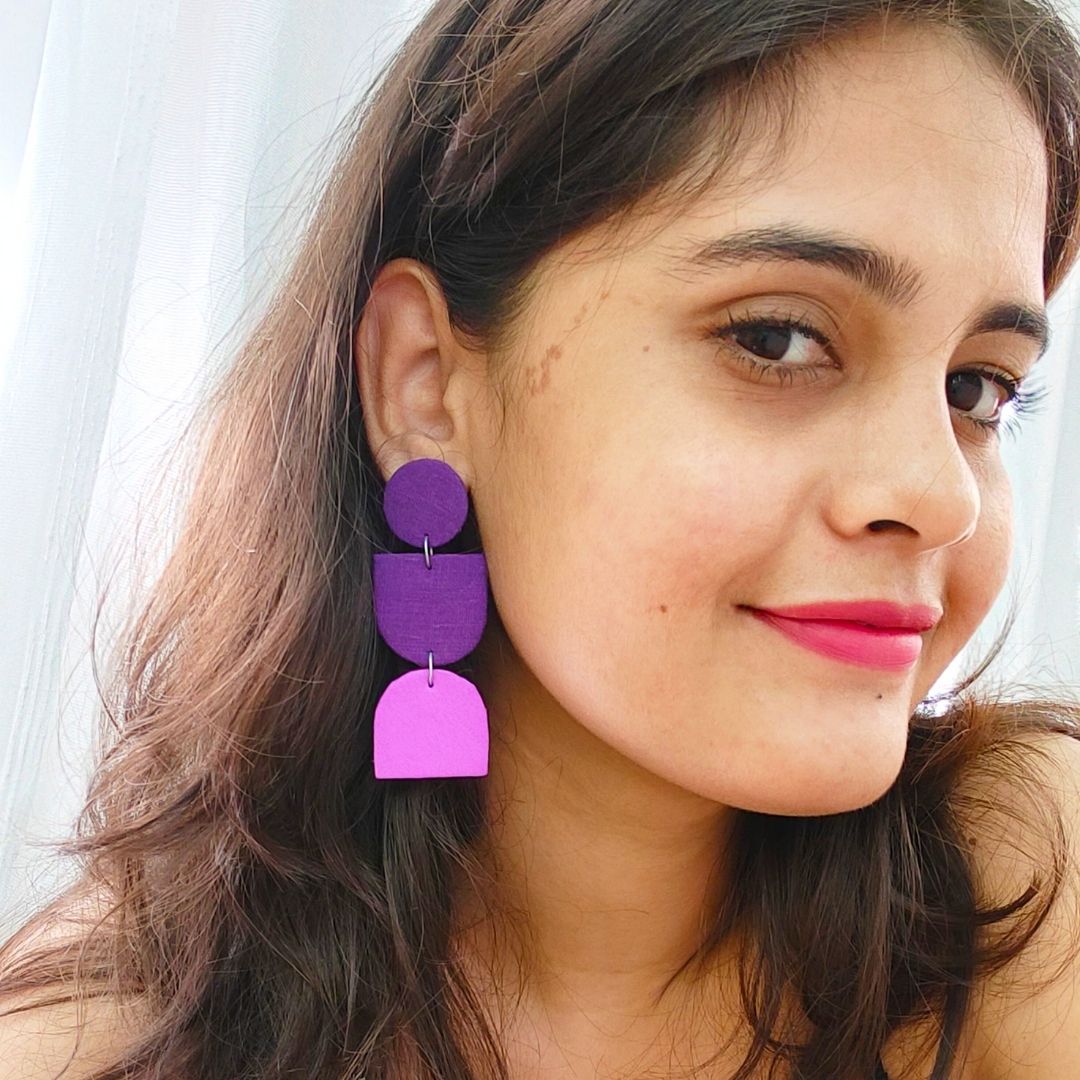 Hourglass Earrings