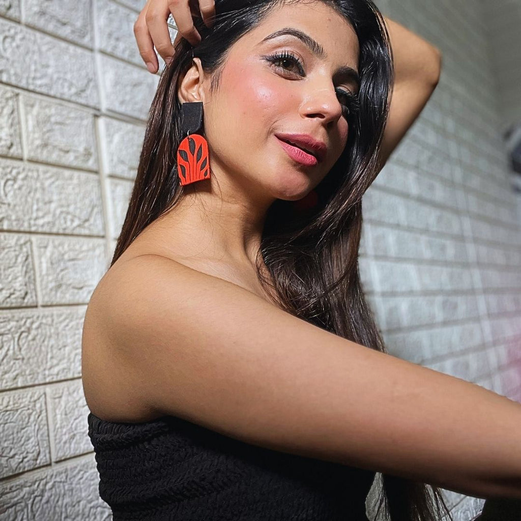 Nightfall Leaf Earrings