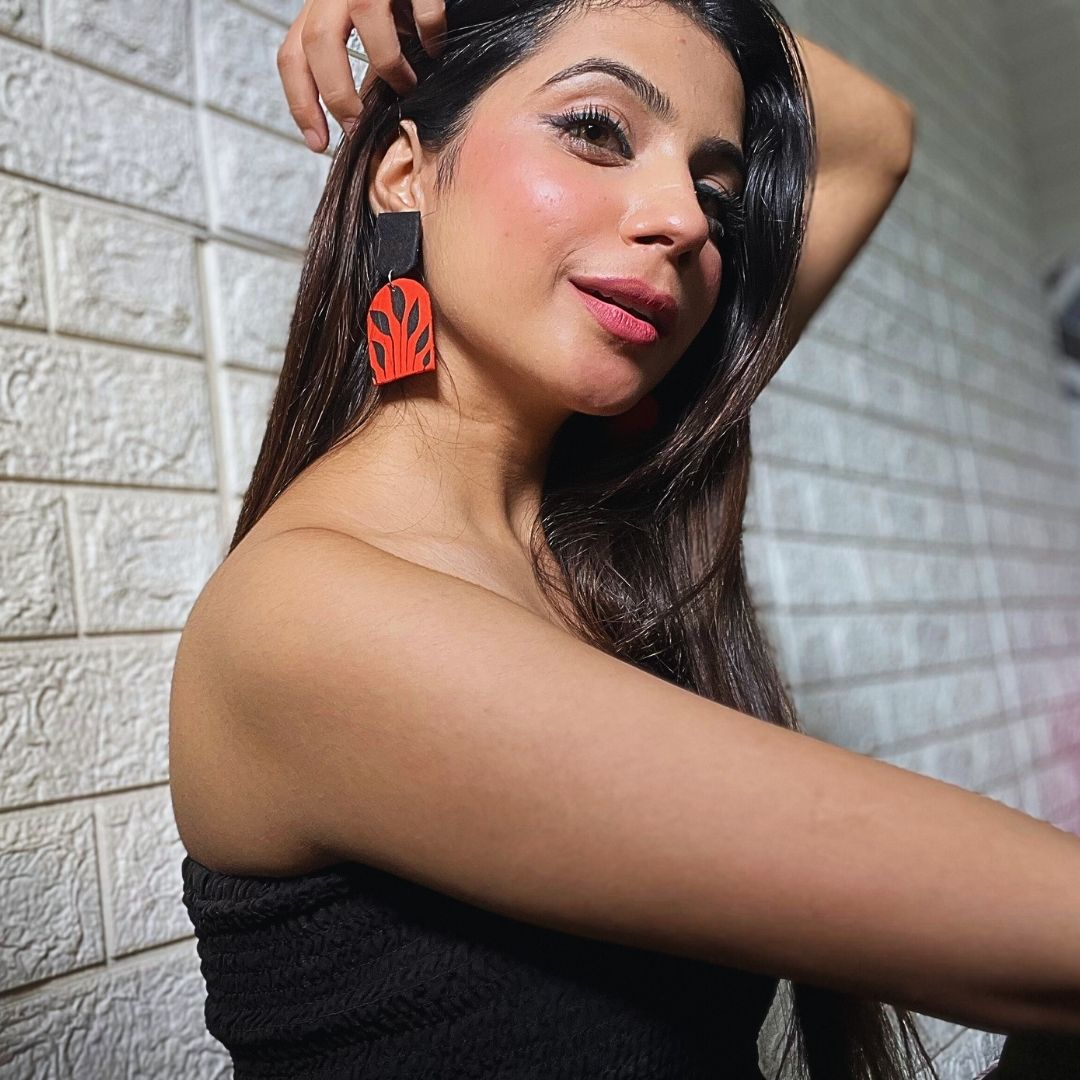 Nightfall Leaf Earrings