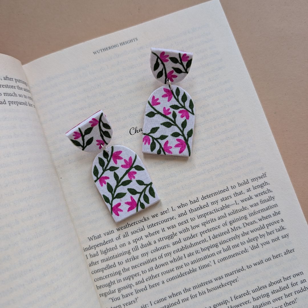 Tulip Petals in White